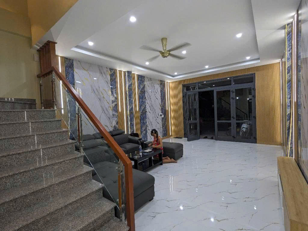 bán nhà dĩ an bình dương